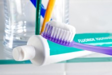 fluoride-toothpaste fluoride-toothpaste