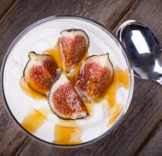 Greek yogurt with figs