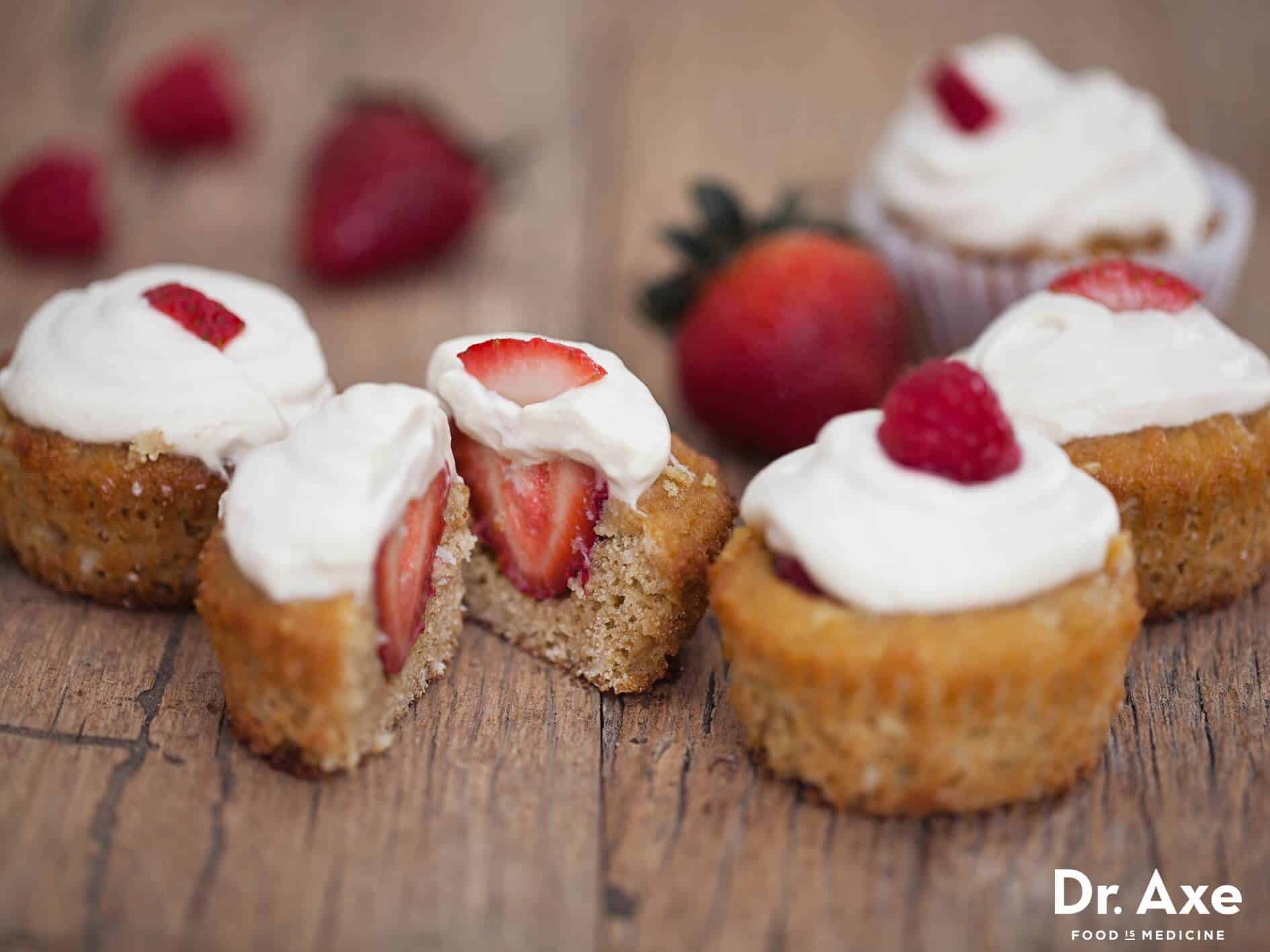 Strawberry shortcake cupcakes recipe - Dr. Axe