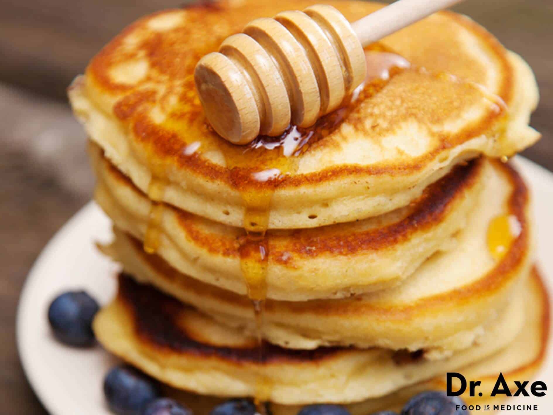 Flourless pancakes recipe - Dr. Axe
