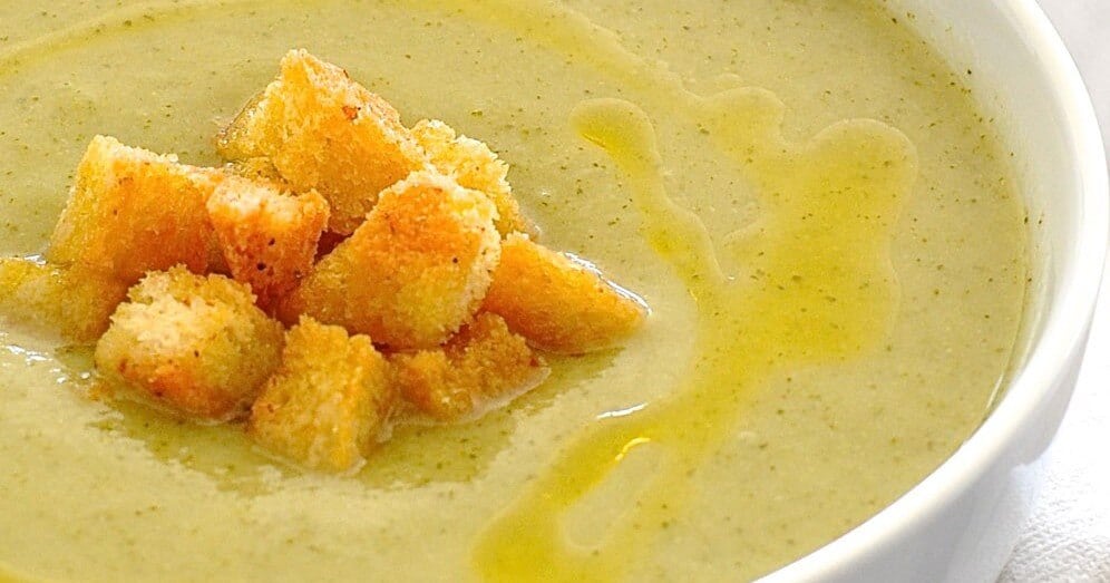 Creamy Healthy Broccoli Soup