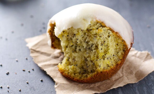 Limon Muffins, Chia tohumları ve Honey Glaze ile 