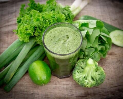 Healthy green vegetable juice Smoothie 