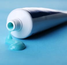 33 Surprising Baking Soda Uses & Remedies Toothpaste-tube-232x224