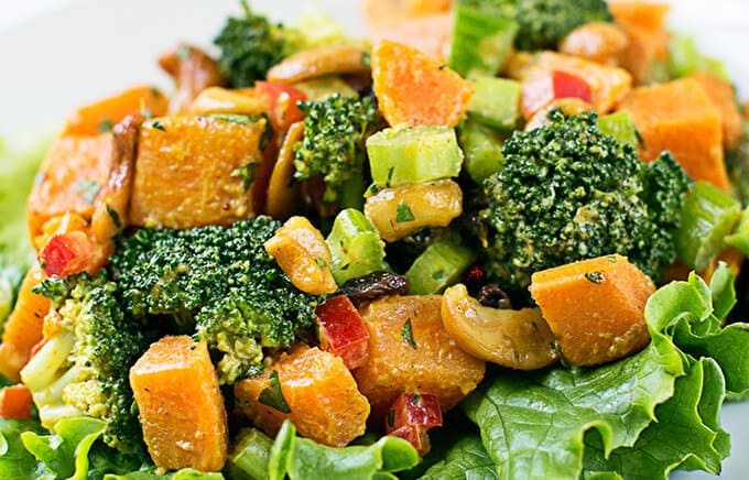 Curry Sweet Potatoes With Broccoli & Cashews