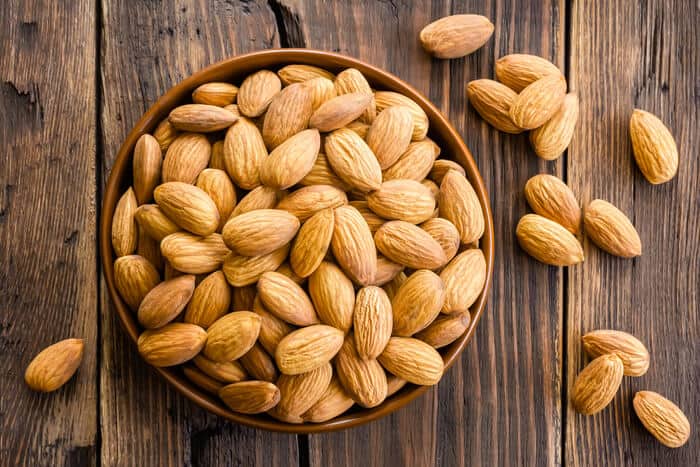 Almonds nutrition - Dr. Axe