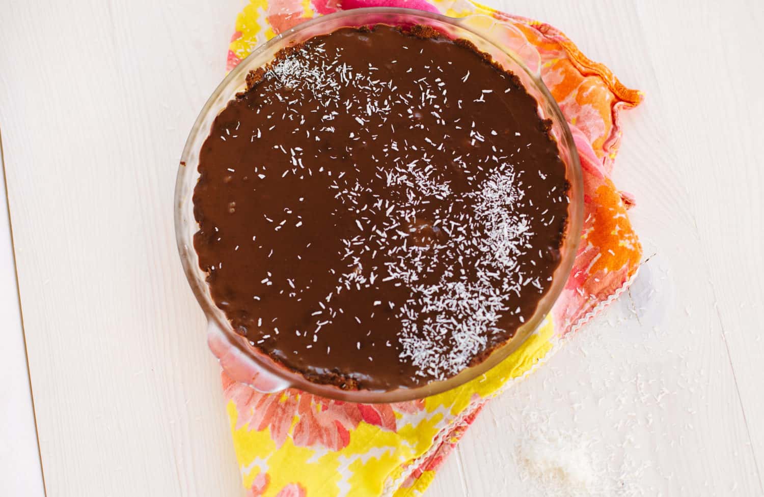 Chocolate cream pie recipe - Dr. Axe