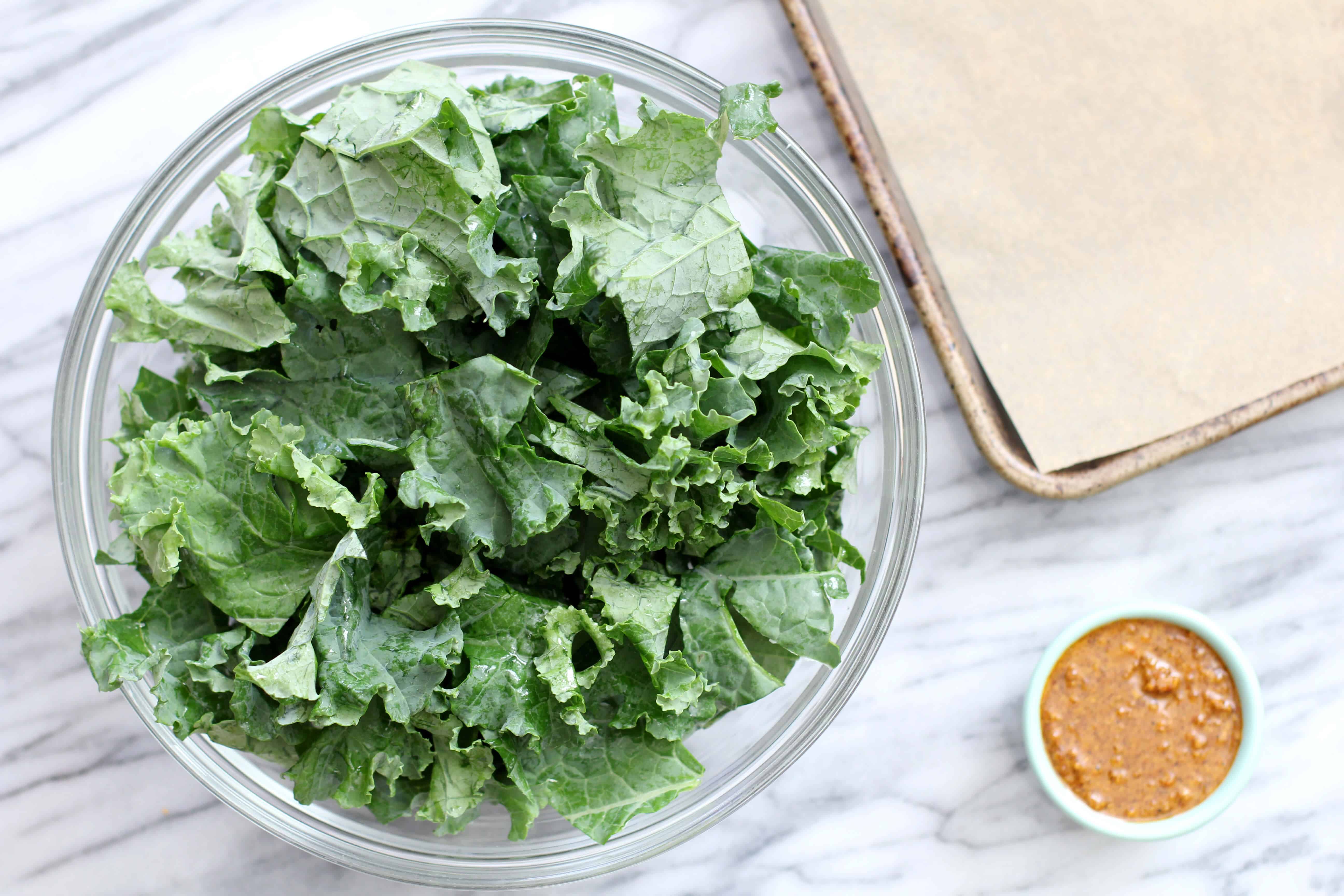 Spicy kale chips ingredients - Dr. Axe