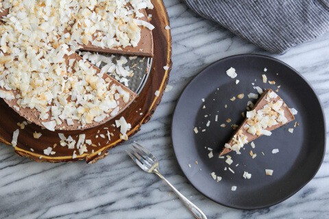 Vegan coconut cocoa cheesecake recipe - Dr. Axe