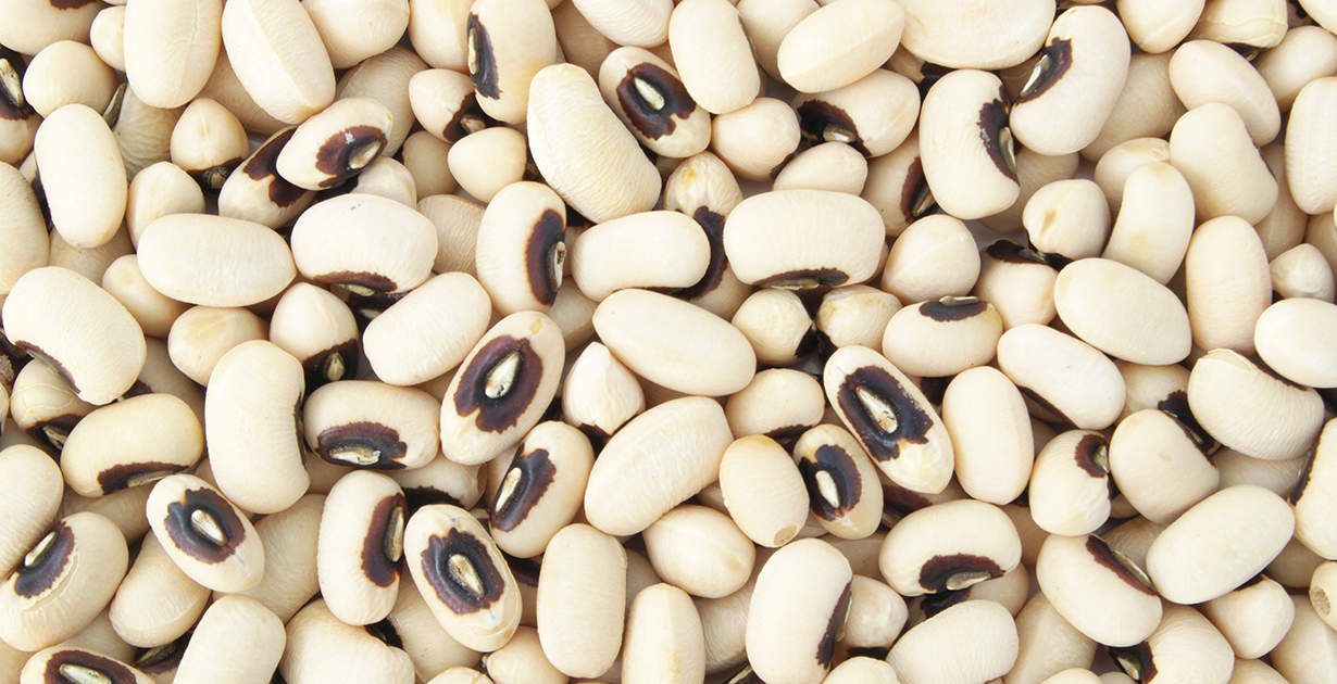 Black Eyed Pea Nutrition Benefits And How To Cook Dr Axe