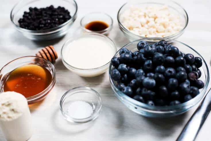 Bone broth protein blueberry macadamia bar ingredients - Dr. Axe
