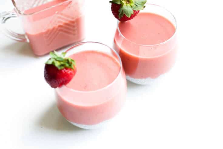 Strawberry rhubarb chia seed pudding recipe - Dr. Axe