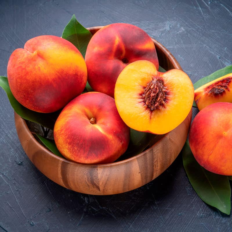 All About Peaches: The Differences Between White and Yellow Peaches,  Clingstone and Freestone Peaches