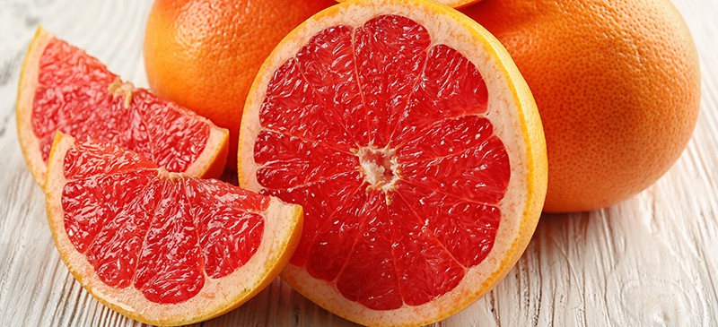 half a grapefruit nutrition