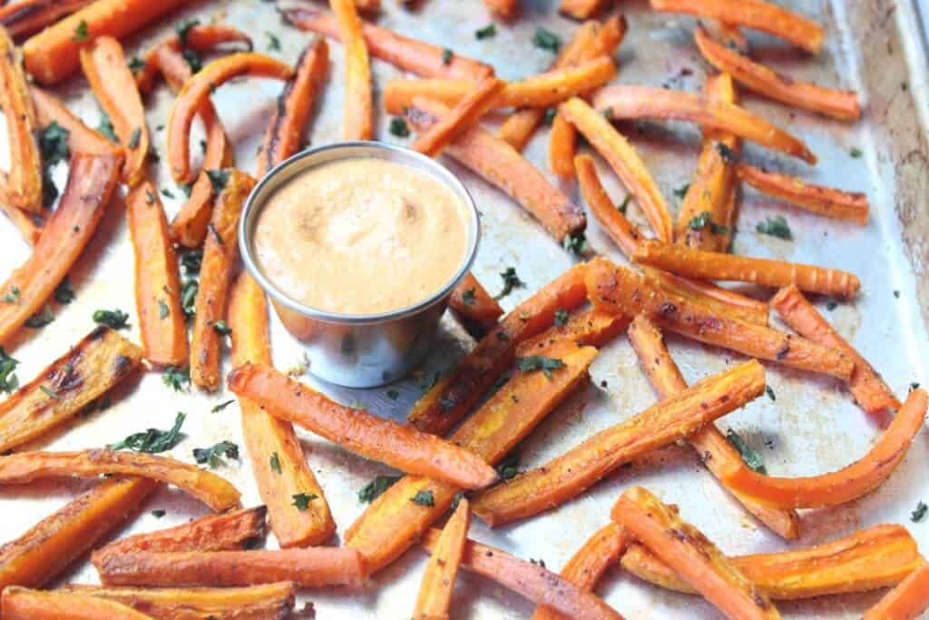 Healthy Carrot Fries with Curry Dipping Sauce