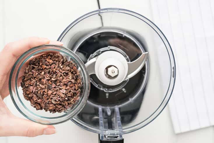 Energy balls step 1 - Dr. Axe