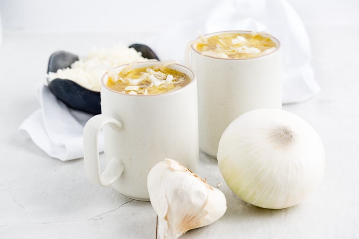 Onion soup recipe - Dr. Axe