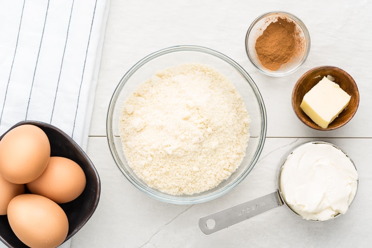 Low-carb pancakes ingredients - Dr. Axe