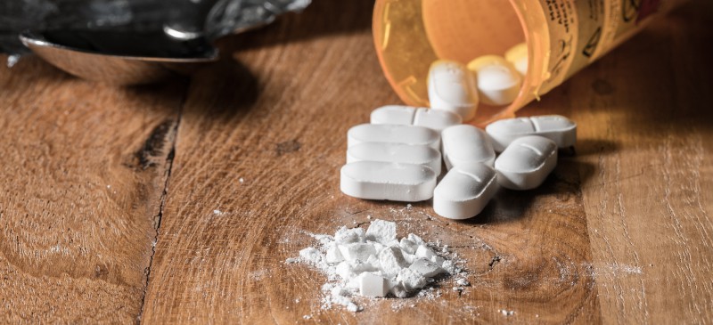 Opioid epidemic - Dr. Axe