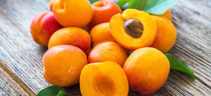 Apricot Benefits for the Liver, Eyes and Gut - Dr. Axe