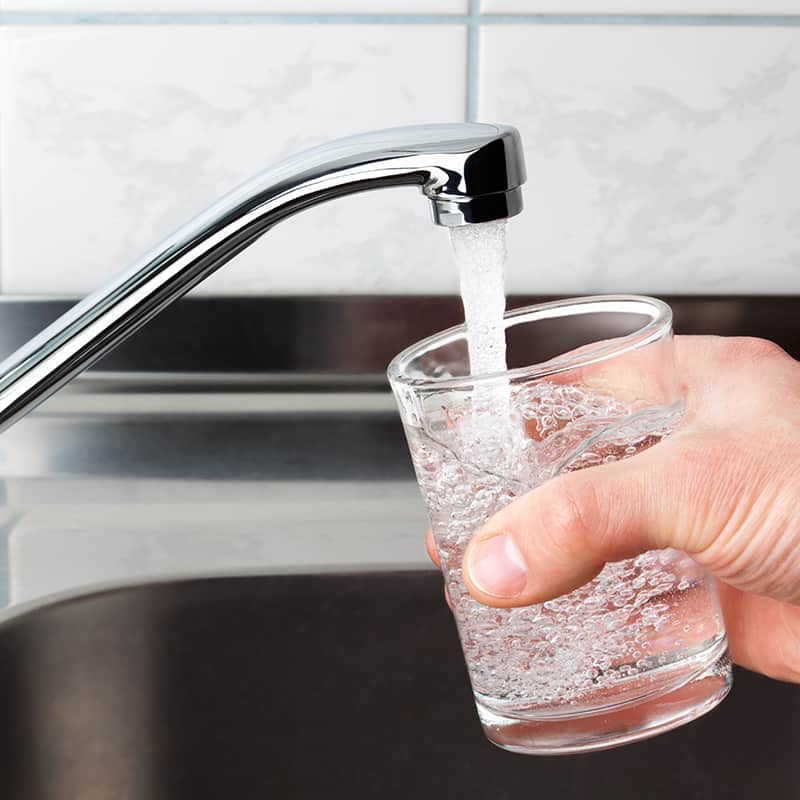 Tap water toxicity - Dr. Axe