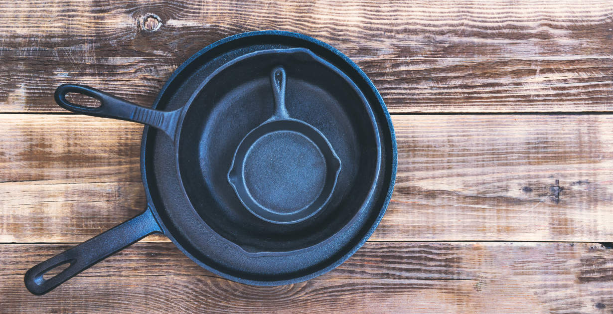 seasoning #cast #iron #pans #tips #seasoningcastironpanstips  Cleaning cast  iron pans, Cast iron cleaning, Cleaning recipes
