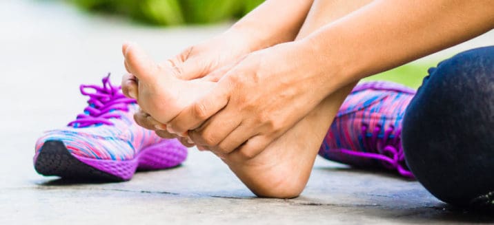 Plantar Fasciitis Symptoms, Causes and Natural Treatments - Dr. Axe