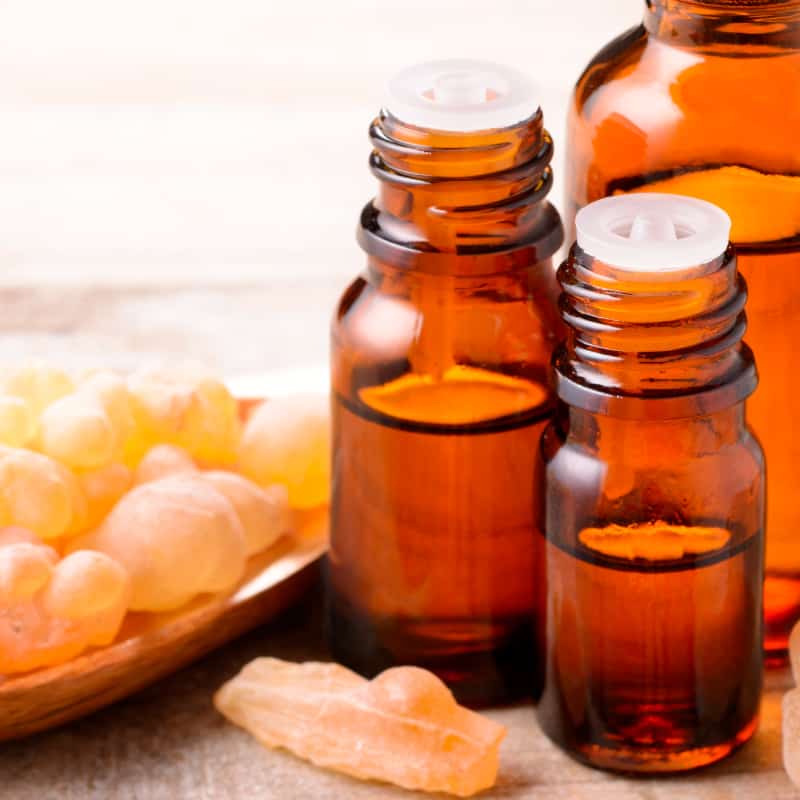 Frankincense Oil Benefits, Uses and Side Effects - Dr. Axe