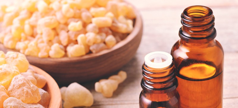 Essential oils for scars - Dr. Axe