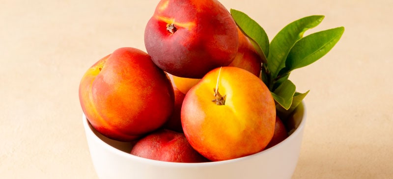 What's the Difference Between Peaches, Nectarines, and Apricots?