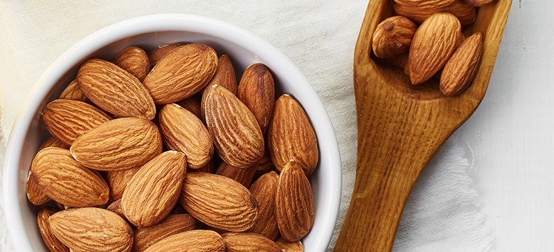Almonds nutrition - Dr. Axe