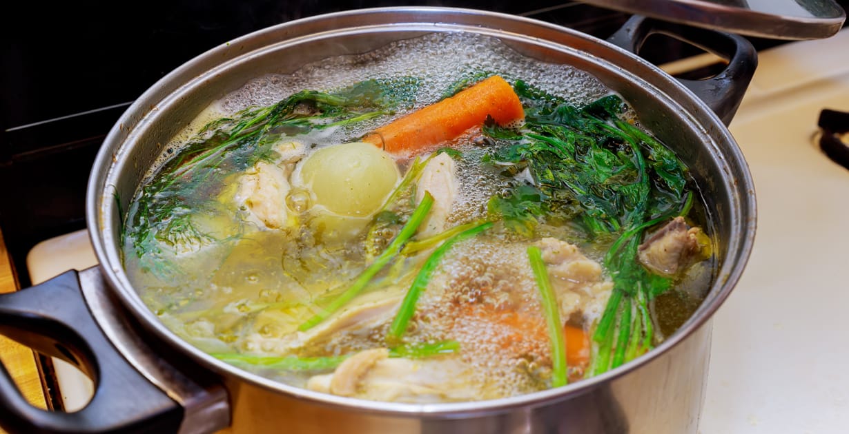 Best Bone Broth Sources & How to Use Them - Dr. Axe