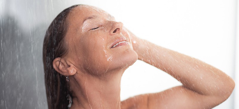 Cold shower benefits - Dr. Axe