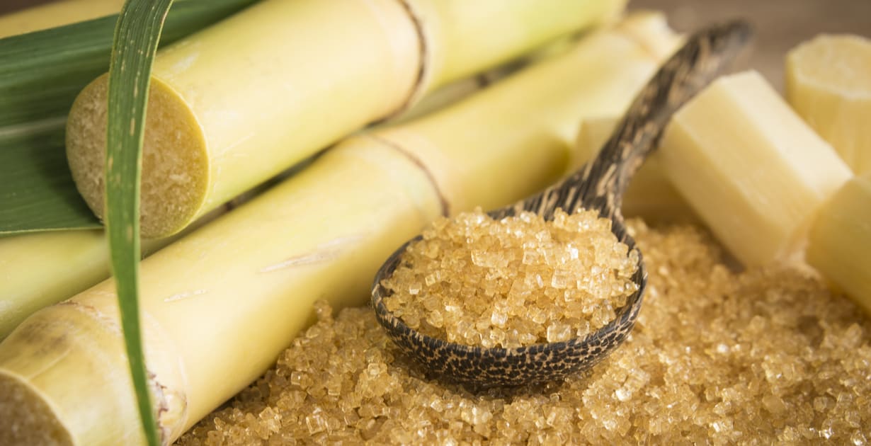 Cane Sugar vs. White Sugar Uses, Nutrition, Side Effects Dr. Axe