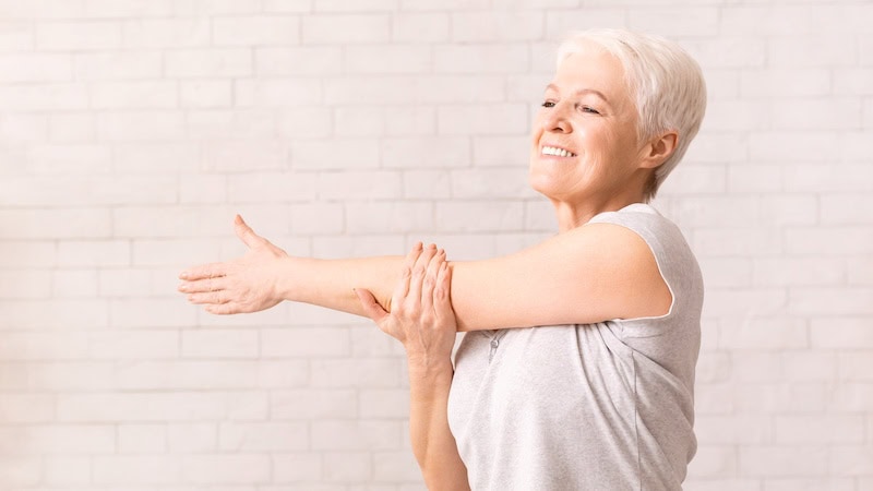 Crossover arm stretch