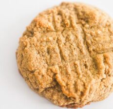 High-protein peanut butter cookies