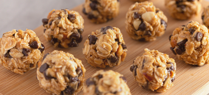 Peanut butter protein balls
